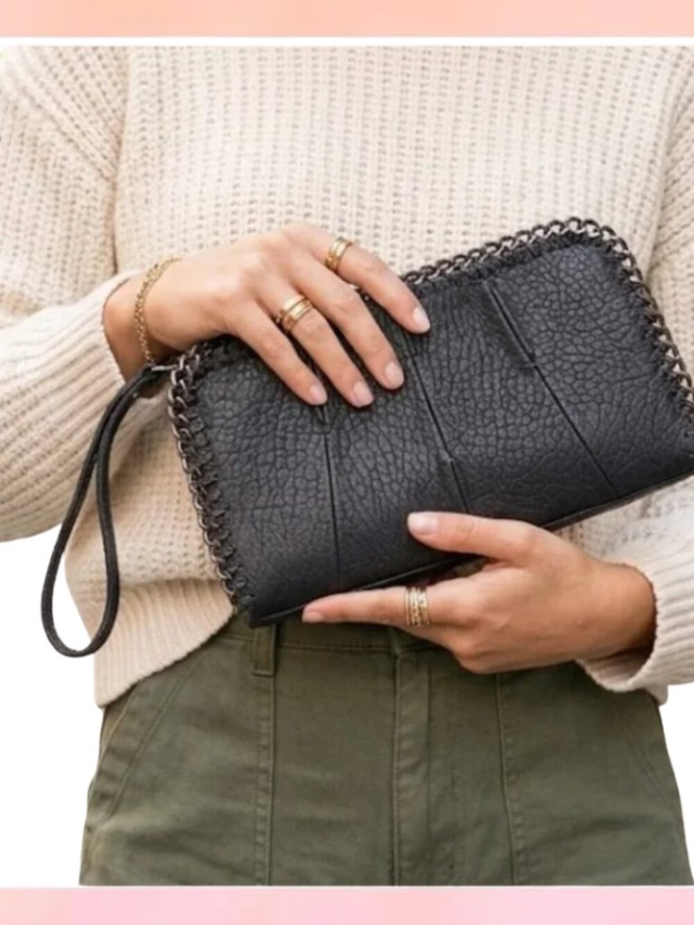 Jessica Simpson Black Pebbled Leather Chain Trim Wristlet Clutch - Picture 1 of 7